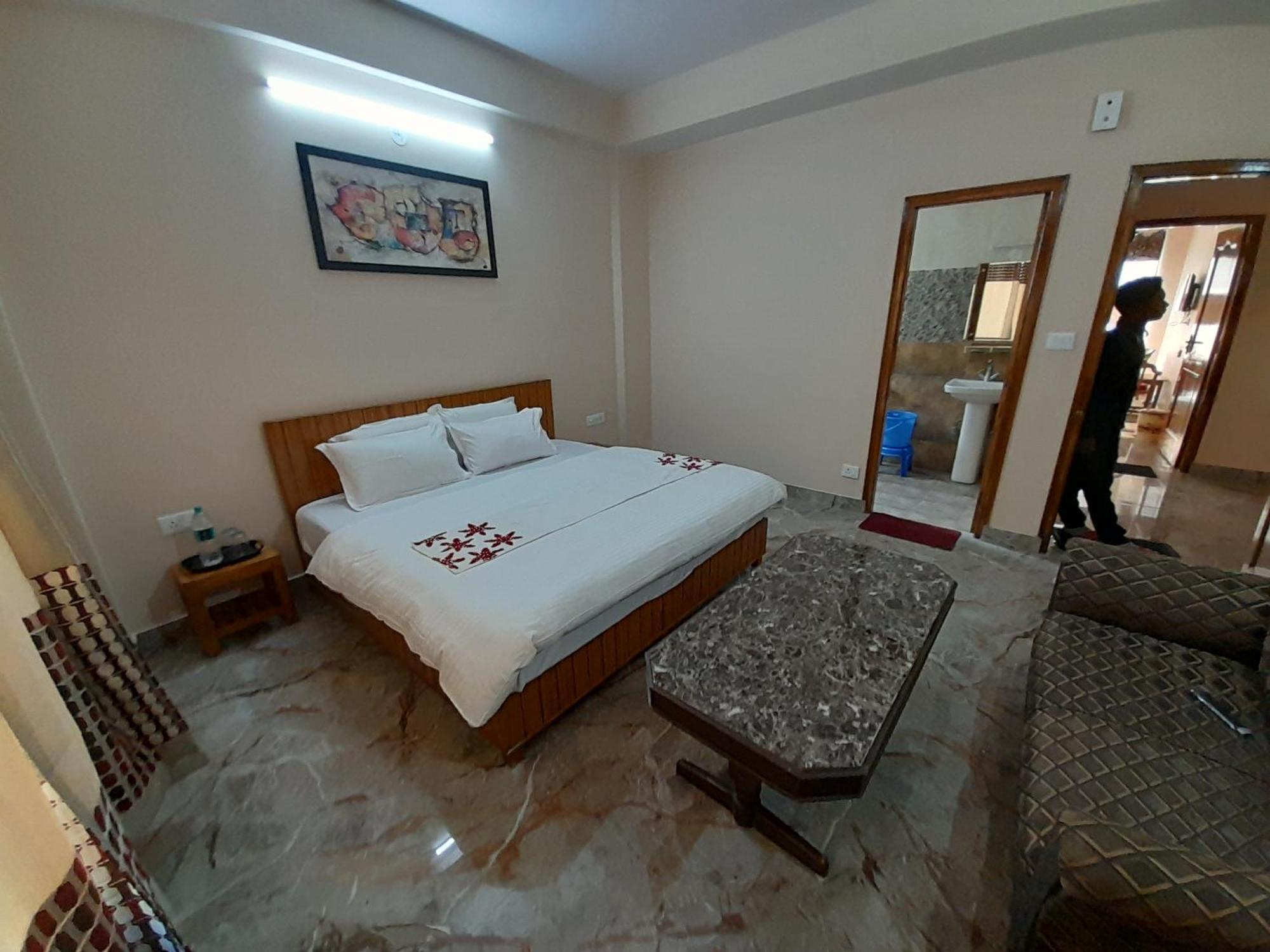 Ferienwohnung Mountain And Peace Shimla Exterior foto