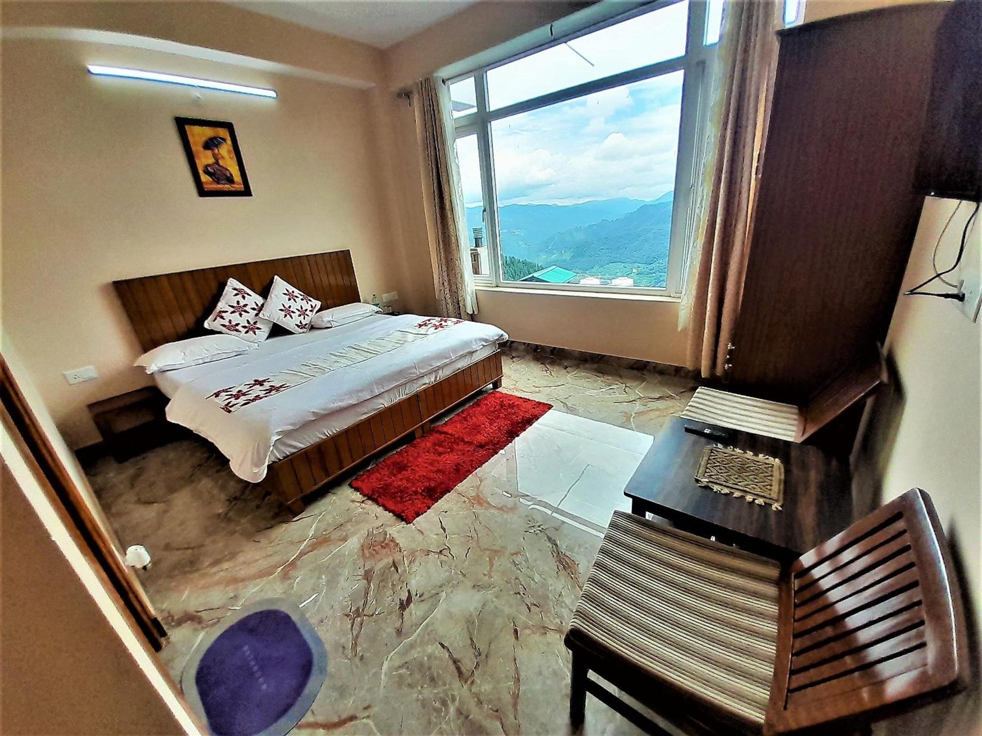 Ferienwohnung Mountain And Peace Shimla Exterior foto