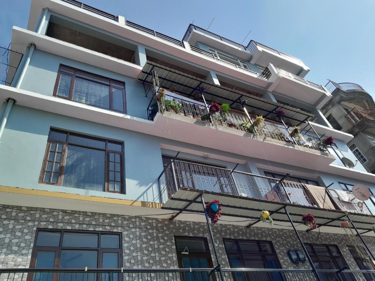 Ferienwohnung Mountain And Peace Shimla Exterior foto