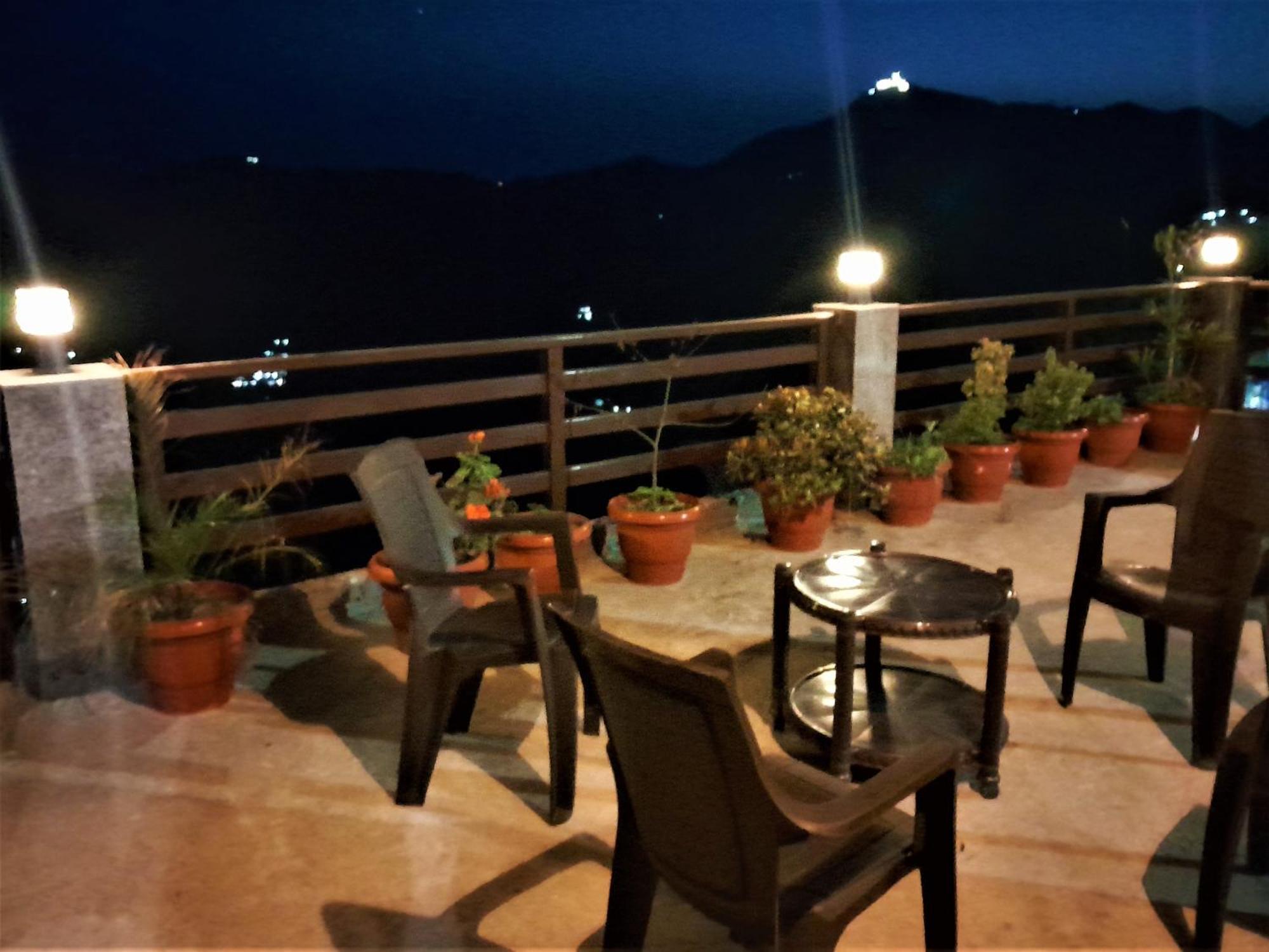 Ferienwohnung Mountain And Peace Shimla Exterior foto