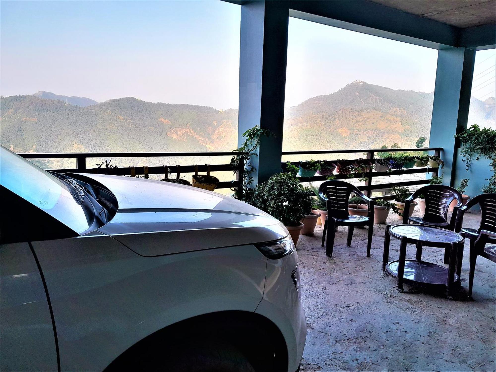 Ferienwohnung Mountain And Peace Shimla Exterior foto