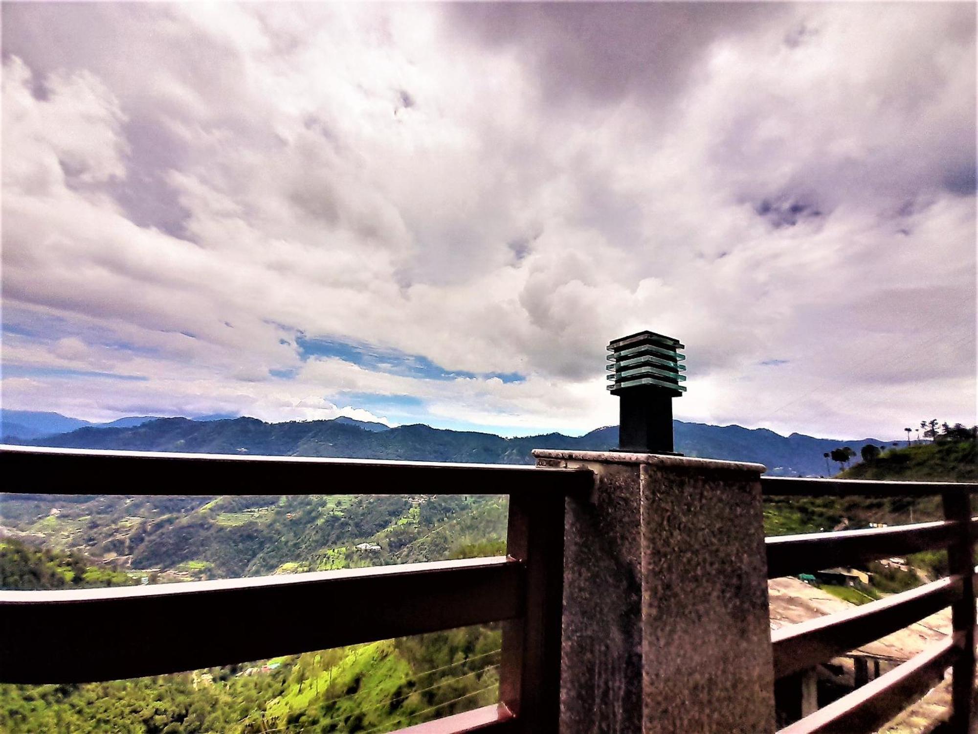 Ferienwohnung Mountain And Peace Shimla Exterior foto