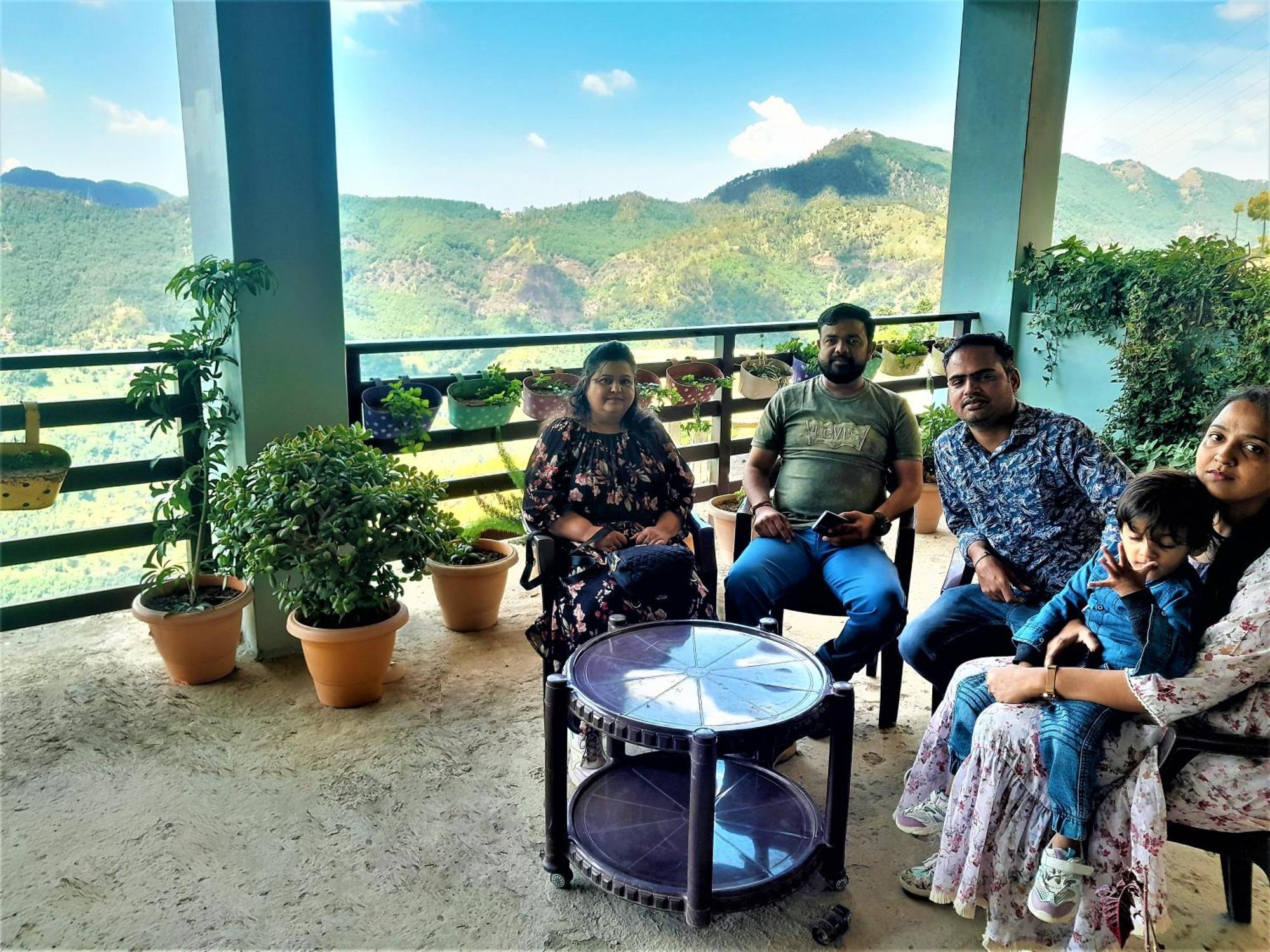 Ferienwohnung Mountain And Peace Shimla Exterior foto